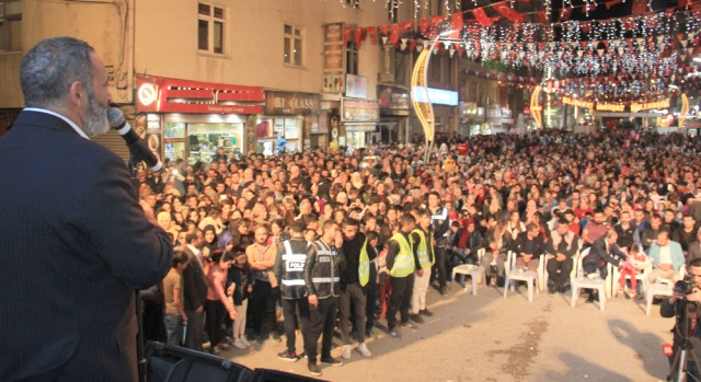 Dursun Ali Erzincanlı Konserine Binler Katıldı