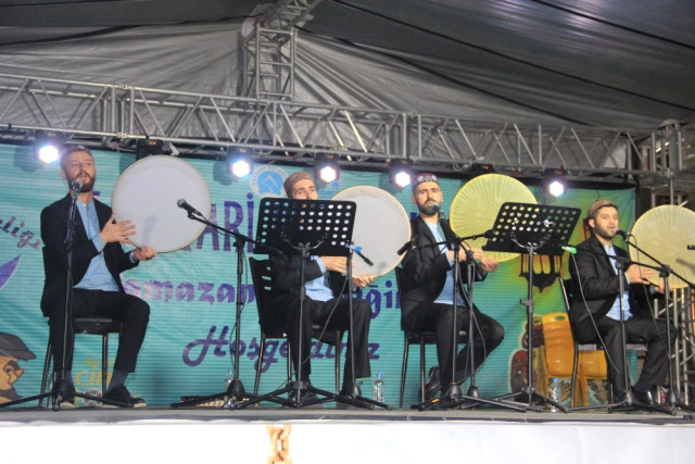 Grup Teylani Hakkari’de Konser Verdi