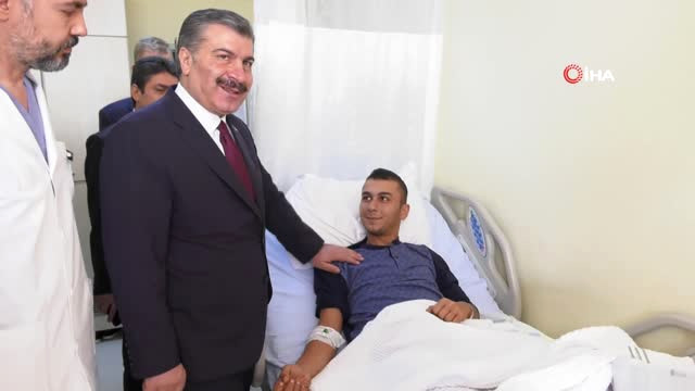 Bakan Koca Hakkari ve Şırnak’ta Yaralanan Askerleri Ziyaret Etti