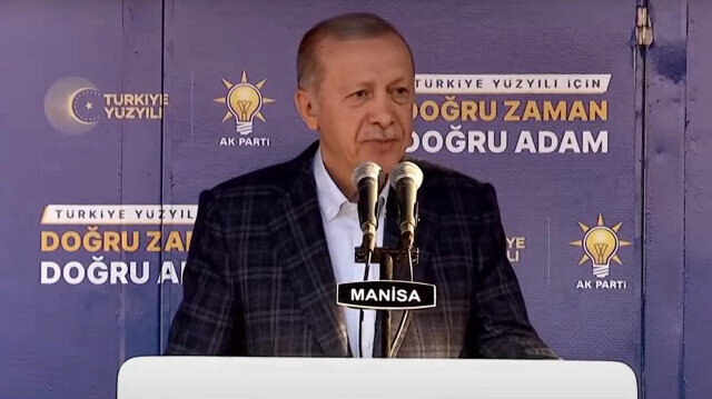 Cumhurbaşkanı Erdoğan Manisa’da vatandaşlara hitap ediyor