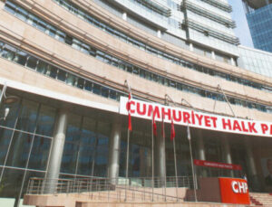 Sağa açılım rafa kalkacak