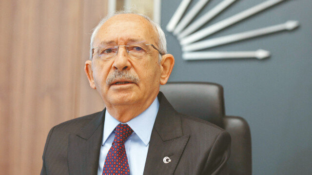 Hançerlerin biri Masadan