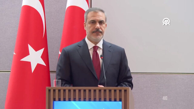Bakan Fidan Bakü’de: Gazze’de ateşkes ve katliam ortasında yalnızca ABD duruyor