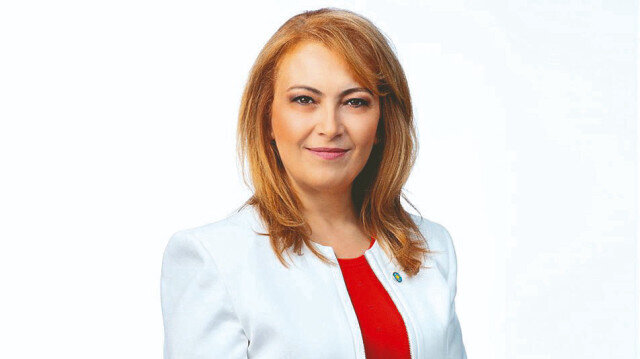 DÜZGÜN Parti’ye birinci çalım