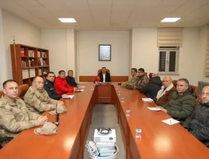 Hakkari Yüksekova’da Sarsıntı Sonrası 28 Konutta Çatlaklar Oluştu