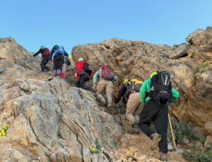 Hakkari’de Dağcılar Cilo Dağı’na Tırmandı