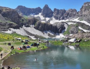 Hakkari’de düzenlenen 6. Cilo Şenliği renkli imgelere sahne oldu
