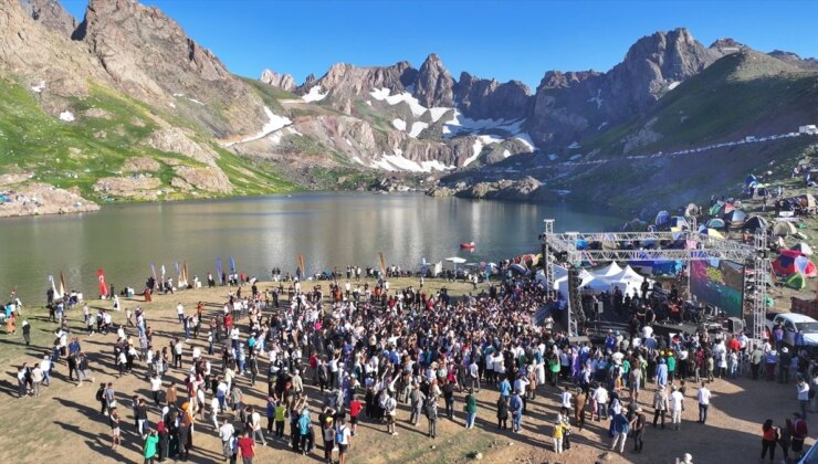 Hakkari’de düzenlenen Cilo Şenliği devam ediyor
