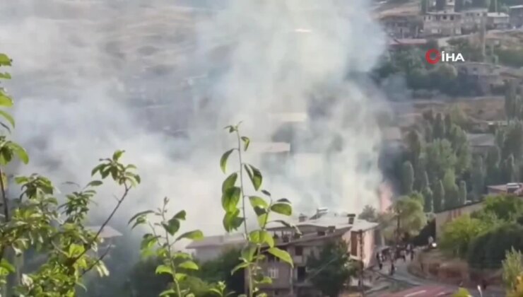 Hakkari’de korkutan yangın