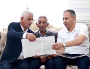 İçişleri Bakanı Ali Yerlikaya, İkiyaka katliamında şehit olan Aykut ailesini ziyaret etti