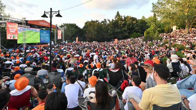Trendyol’un ‘Sporun Yazı’ aktiflik serisinde Millileri dev ekranda 50 bini aşkın kişi izledi