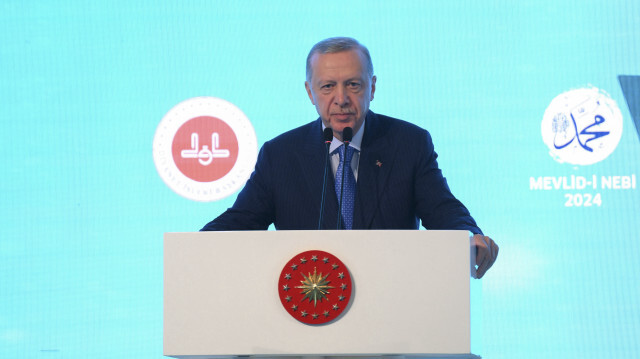 Cumhurbaşkanı Erdoğan’dan ‘manevi işgal’ vurgusu: Millet olarak iki asırdır çok ince düşünülmüş bir kuşatmayla karşı karşıyayız