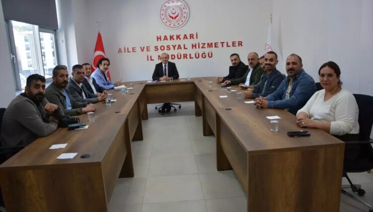 Hakkari’de Aile ve Toplumsal Hizmetler Müdürü Projeleri Değerlendirdi