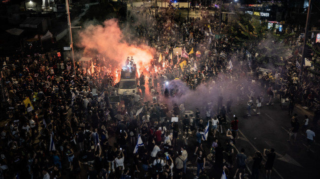 İsrail’de ‘Gazze’de ateşkes anlaşması’ talebiyle düzenlenen şovlar devam ediyor: Sen baştasın sen hatalısın