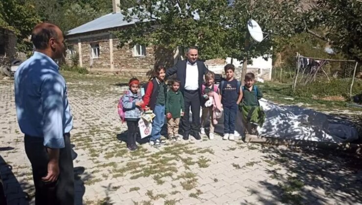 Hakkari Müftüsü Okuş, Mescitler ve Din Vazifelileri Haftası Kapsamında Köyleri Ziyaret Etti