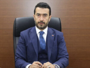 AK Partili Özcan’dan Yavaş’ın adaylık mazeretine reaksiyon: Evvel şaibeli konserlerin hesabını ver