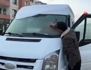 Yüksekova’da Dondurucu Soğuklar Hayatı Durdurdu