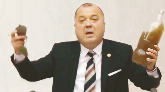 CHP’den pis su provokasyonu