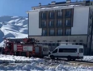Hakkari’de Kayak Merkezinde Kuyuya Düşen Çocuk Kurtarıldı