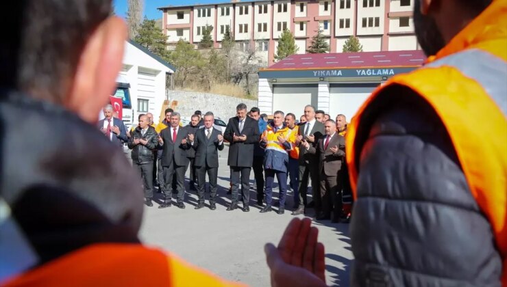 Hakkari’de Kış Dönemi İçin Kurban Kesildi