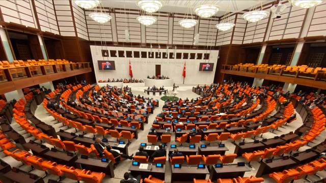 Meclis’te DEM’e sert reaksiyon