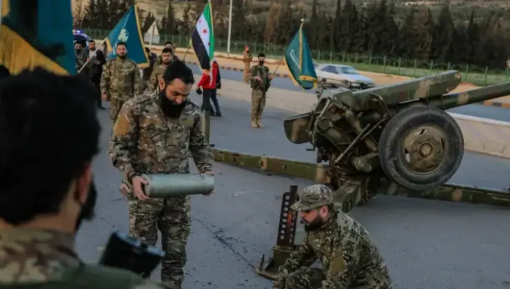 Suriye’nin başşehri Şam’da 14 yıl sonra birinci sefer ramazan topu atıldı