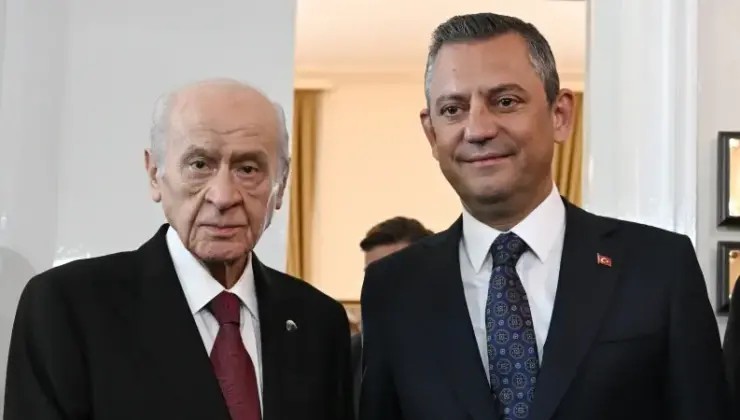 Bahçeli’den Özel’e Kadir Gecesi telefonu