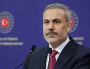 Dışişleri Bakanı Fidan’dan üç ülkeyle diplomasi trafiği
