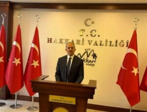 Hakkari’nin yeni Valisi Taşyapan vazifesine başladı