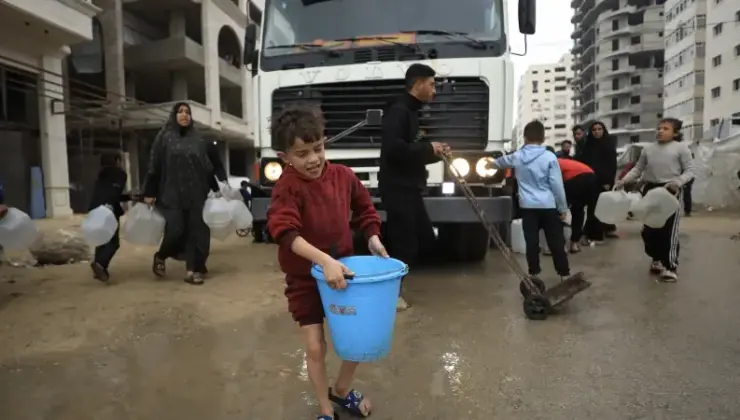 İsrail atakları altındaki Gazze’de su krizi sürüyor