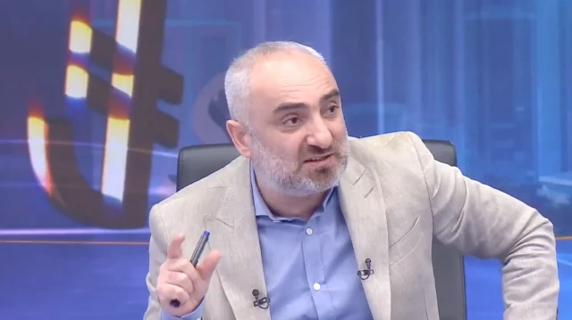 CHP’li gazeteci İsmail Saymaz’dan canlı yayında Özkan Yalım reaksiyonu: Hiçbir tarafıyla kabul edecek tarafı yok