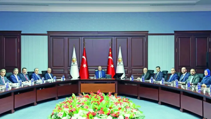 AB asla siyasi güç olamadı