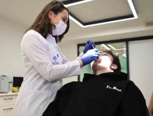 Diş eti hastalıkları Alzheimer’a neden olabiliyor