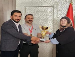 Din vazifelileri masa tenisinde vilayet birincisi oldu