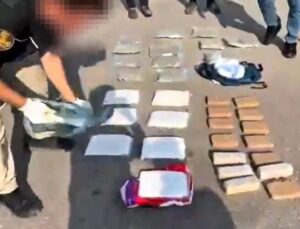 Yüksekova’da 28 kilo uyuşturucuyla yakalanan doktor tutuklandı