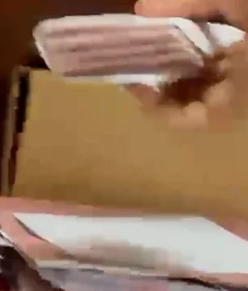 İzmit Belediyesi Ruhsat ve Kontrol Müdürü Figen Çetin’in rüşvet imajları ortaya çıktı: Şuraya koy tenha görmezler